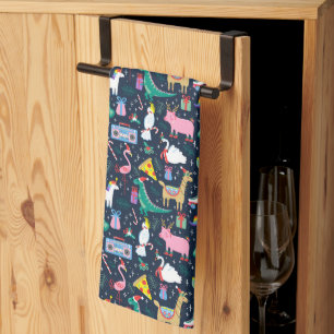 Quirky Holiday Animations and Icons Muster Geschirrtuch