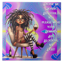 Quirky Lady Tattoos & Wine Light Fliese