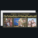 Quirky politisch korrekt 3 Foto Schwarz & Gold Feiertagskarte<br><div class="desc">Diese lustige, politisch korrekte Ferienkarte deckt alle Basen ab. Der Gruß lautet: "Einen fabelhaften ChristmaSolsticHanukKwanzaa wünschen!" - die Wörter Weihnachten Solstice, Hanukkah und Kwanzaa in ein langes Wort vermischen. Der Text ist ein skurriler Schriftart mit schwarzem Hintergrund, und es gibt Platz, um drei Fotos hochzuladen. Der Rücken hat goldene Schneeflocken...</div>