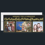 Quirky politisch korrekt 3 Foto Schwarz & Gold Feiertagskarte<br><div class="desc">Diese lustige, politisch korrekte Ferienkarte deckt alle Basen ab. Der Gruß lautet: "Einen fabelhaften ChristmaSolsticHanukKwanzaa wünschen!" - die Wörter Weihnachten Solstice, Hanukkah und Kwanzaa in ein langes Wort vermischen. Der Text ist ein skurriler Schriftart mit schwarzem Hintergrund, und es gibt Platz, um drei Fotos hochzuladen. Der Rücken hat goldene Schneeflocken...</div>