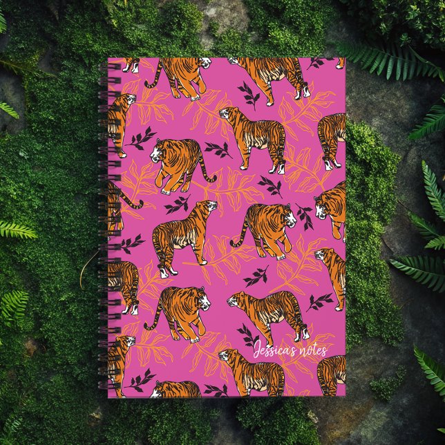 Quirky Tiger Pattern auf hellrosa Planer (Get in touch with your wild side with this awesome tiger journal!)