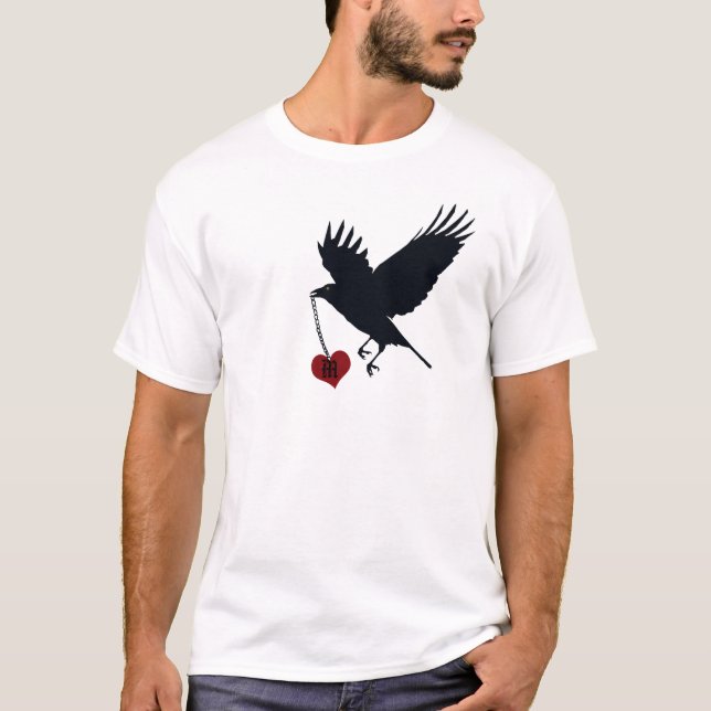 Rabe, der weg mit Mongramed Herzen fliegt T-Shirt (Vorderseite)