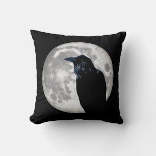 Rabe im Mond Kissen