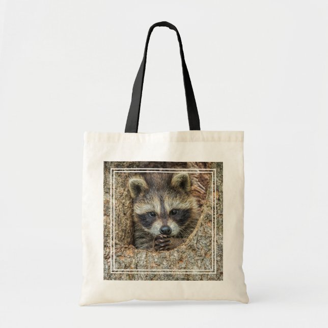 Raccon Nestled Inside a Tremollow Tragetasche (Vorne)