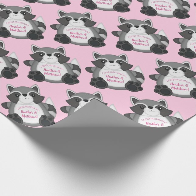 Raccoon Baby Dusche Rosa Geschenkpapier (Ecke)