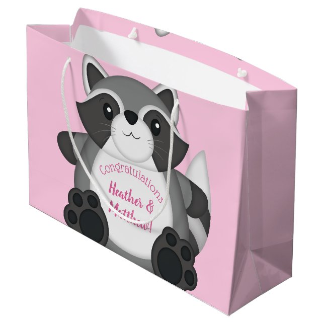 Raccoon Baby Dusche Rosa Große Geschenktüte (Rückseite Schrägansicht)