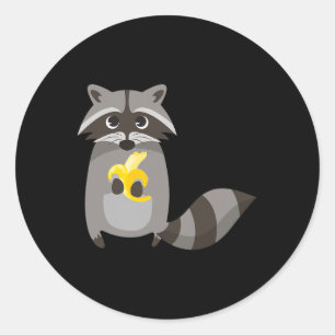 Raccoon Eating Bynana Frucht Niedlich aussehen Runder Aufkleber
