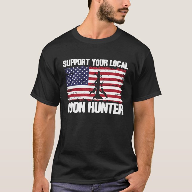 Raccoon Hunting USA Flag Support Your Local Coon H T-Shirt (Vorderseite)