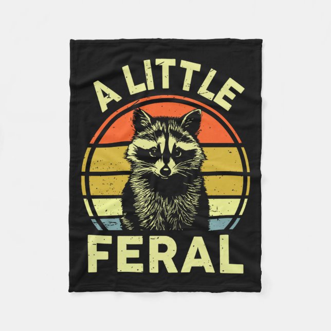 Raccoon-shirt A Little Feral Funny Raccoon Premium Fleecedecke (Vorderseite)