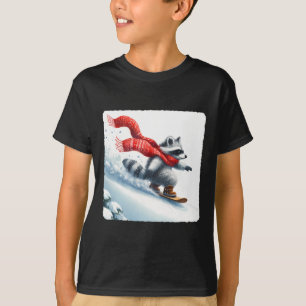 Raccoon Snowboarding Down Hill in Red Scarf. Schne T-Shirt