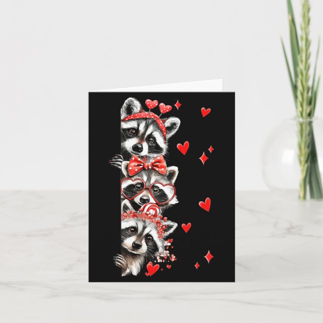 Raccoon Valentines Day Funny Feral Raccoon Love He Karte (Vorderseite)
