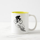 Racing Bike Cyclists Radfahren Sportfans Geschenk Zweifarbige Tasse<br><div class="desc">Bild eines Rennrads und Radfahrers auf einer gelben und weißen Tasse. Athlete Sportfans kommen mit Geschenkideen für Radfahrer auf ihre Kosten. Nehmen Sie Ihr Fahrrad und drehen Sie diese beiden Räder. Fahren Sie nach einer Tasse Tee oder Kaffee am Morgen mit der Tasse Ihres Fahrrades gut durch.</div>