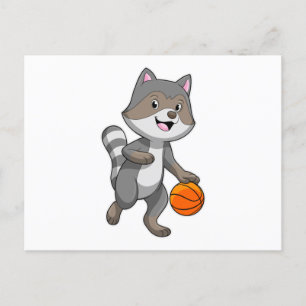 Racoon als Basketballspieler mit Basketball Postkarte