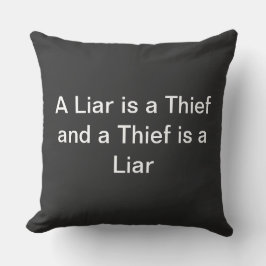 Racquel Evans Throw Pillow Kissen