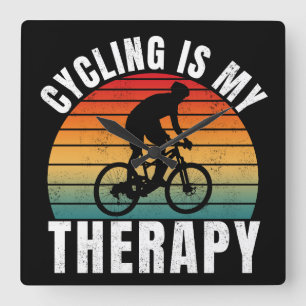 Radfahren ist meine Therapie Lustige Vintage-Typog Quadratische Wanduhr