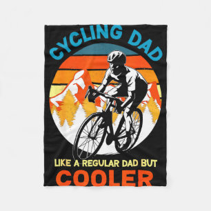 Radfahrender Vater wie ein normaler, aber cooler F Fleecedecke