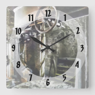 Radialbohrmaschine in der Maschinenwerkstatt Quadratische Wanduhr