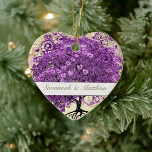 Radiant Lila Romantic Heart Leaf Wedding Keramikornament