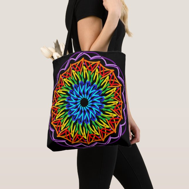 Radiant Rainbow Mandala - Lebhafte Farben (Von Nahem)