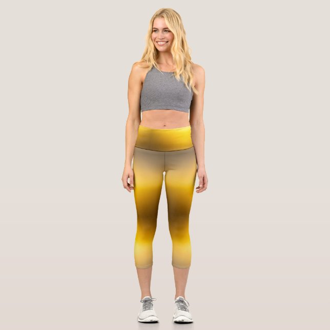Radiant Silence Capri Leggings (Vorderseite)