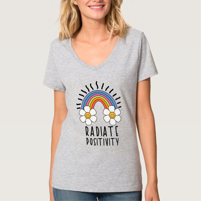 Radierposition | Farbiger Regenbogen und Blume T-Shirt (Vorderseite)
