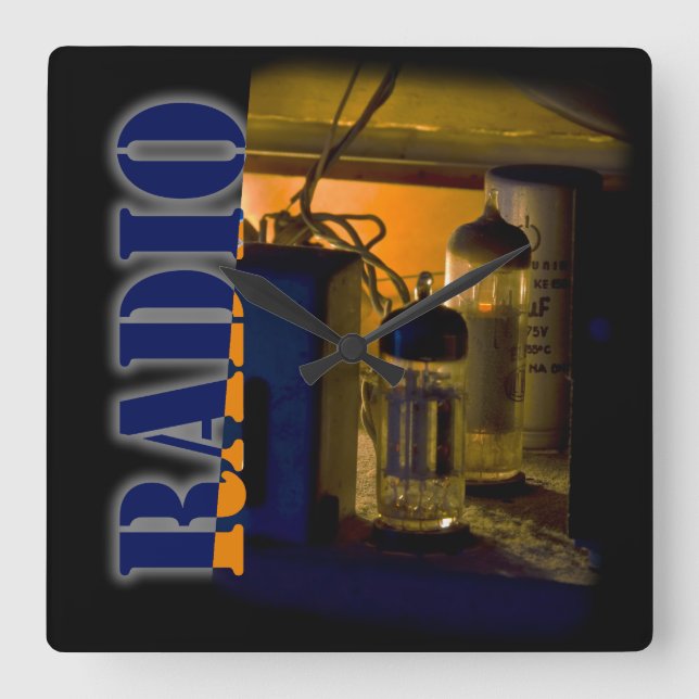 Radio Quadratische Wanduhr (Vorderseite)