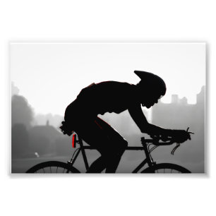 Radrennfahrer – Schwarz-Weiß-Urban-Fotografie Fotodruck