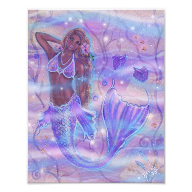 Raeni Mermaid mit lila Bettas von Renee Lavoie Fotodruck (Vorne)