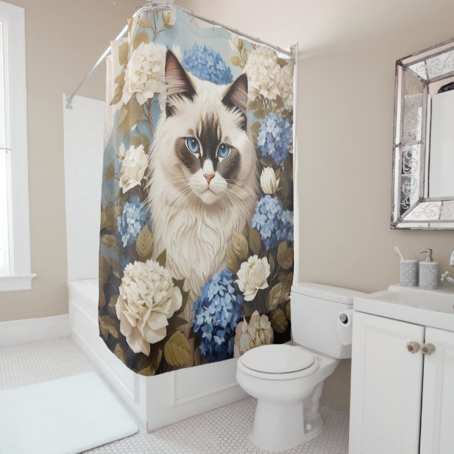 Ragdoll Katze mit Blue Hydrangea-Blume Duschvorhang (Beispiel)