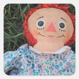 Raggedy Ann Doll 1 Quadratischer Aufkleber