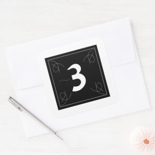 Rahmen und Flourish-Monogramm Nummer 3 auf Weiß Quadratischer Aufkleber
