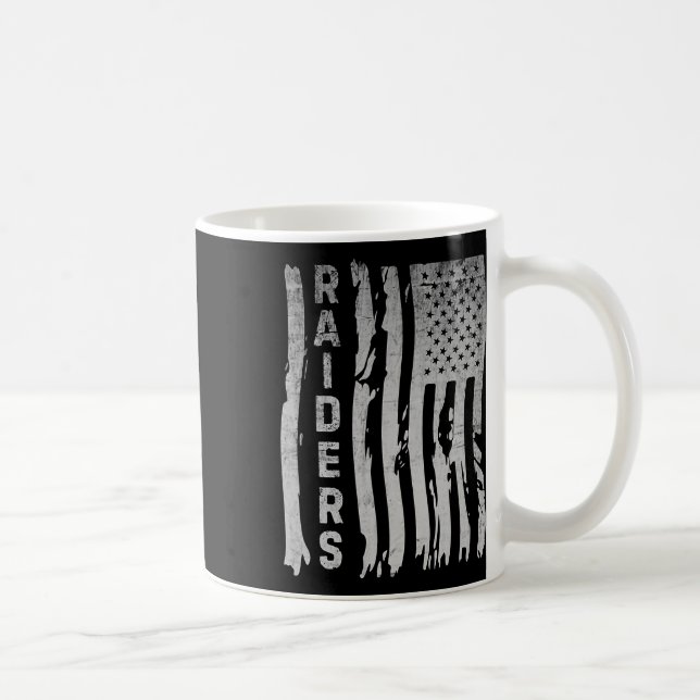 Raiders attackieren US-Flagge Männer Junge Frauen  Kaffeetasse (Rechts)