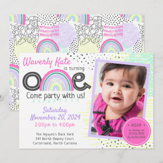 Rainbow Baby 1. Geburtstag Kawaii Doodles Foto Einladung