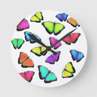 Rainbow Butterfly Runde Wanduhr