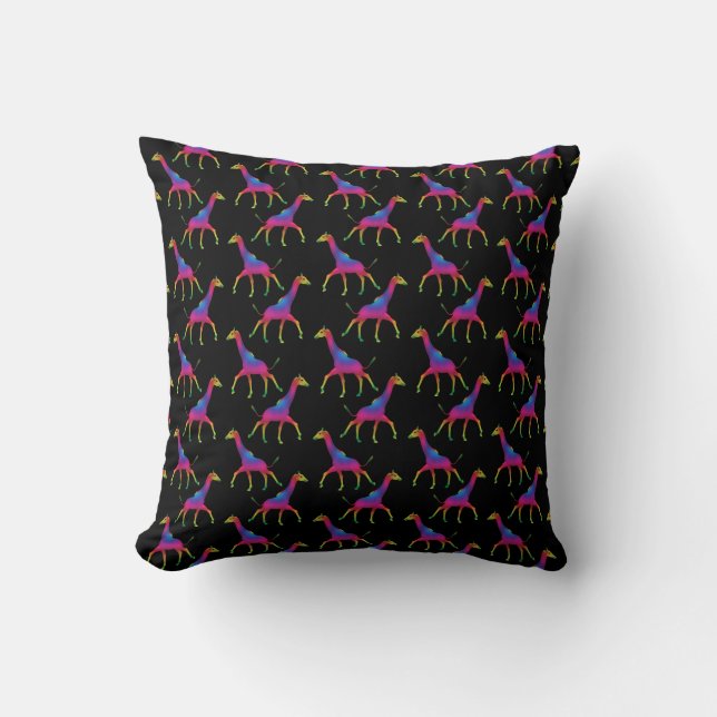 Rainbow Colored Giraffe Kissen (Vorderseite)