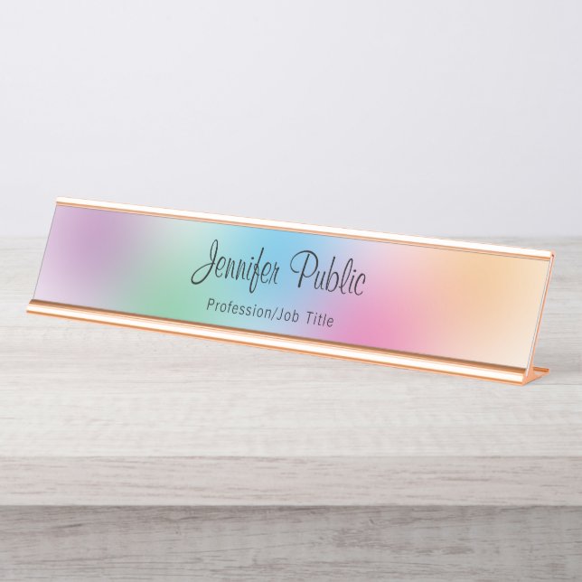 Rainbow Colors Template Rose Gold Elegante Moderne Schreibtischnamensplakette (Vorderseite )