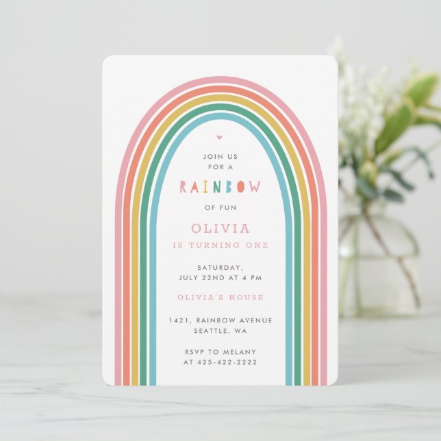 Rainbow Fun Kindergeburtstag Party Peach Einladung (Stehend Vorderseite)