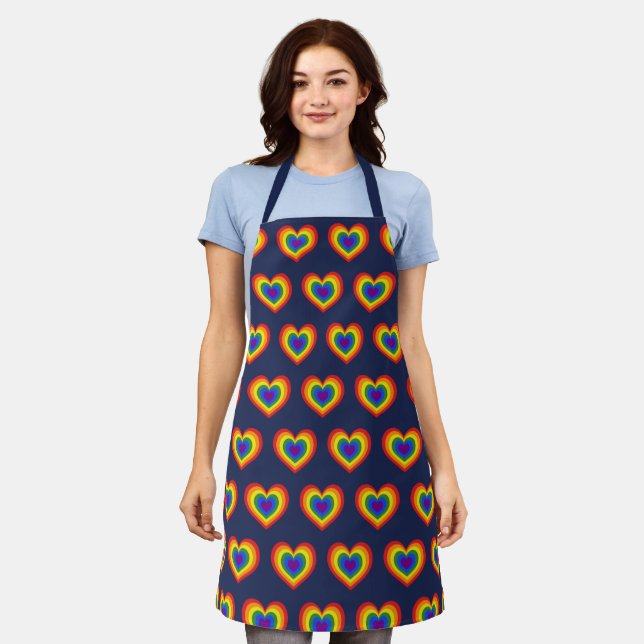 Rainbow Heart Pattern on Navy Blue Schürze (Getragen)