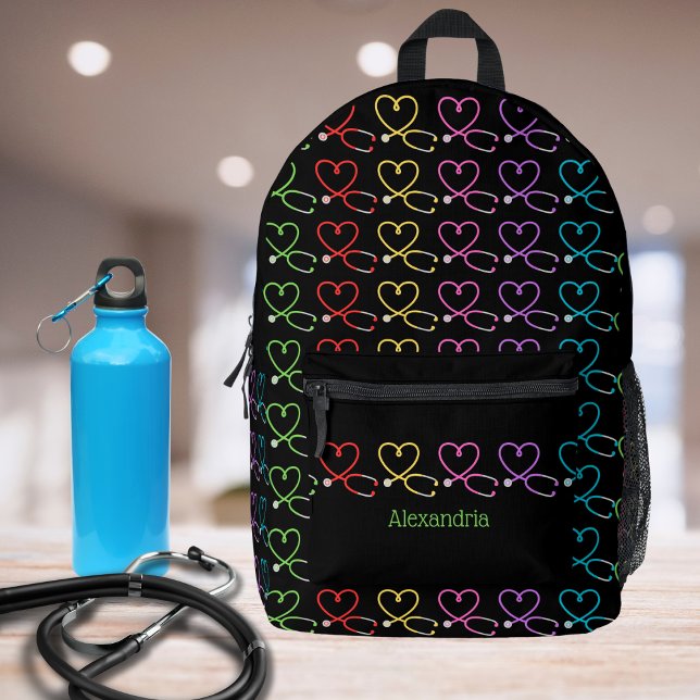 Rainbow Heart Stethoscope Monogram Bedruckter Rucksack (Von Creator hochgeladen)