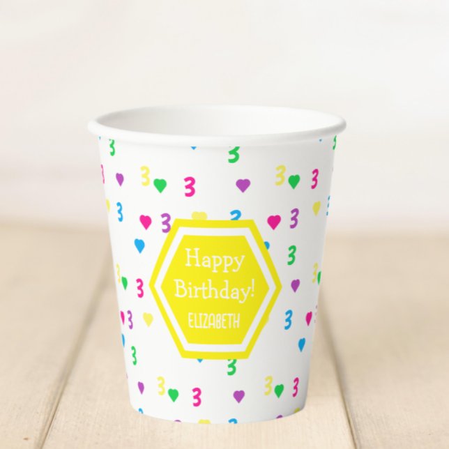 Rainbow Hearts 3. Geburtstag Pappbecher (Von Creator hochgeladen)