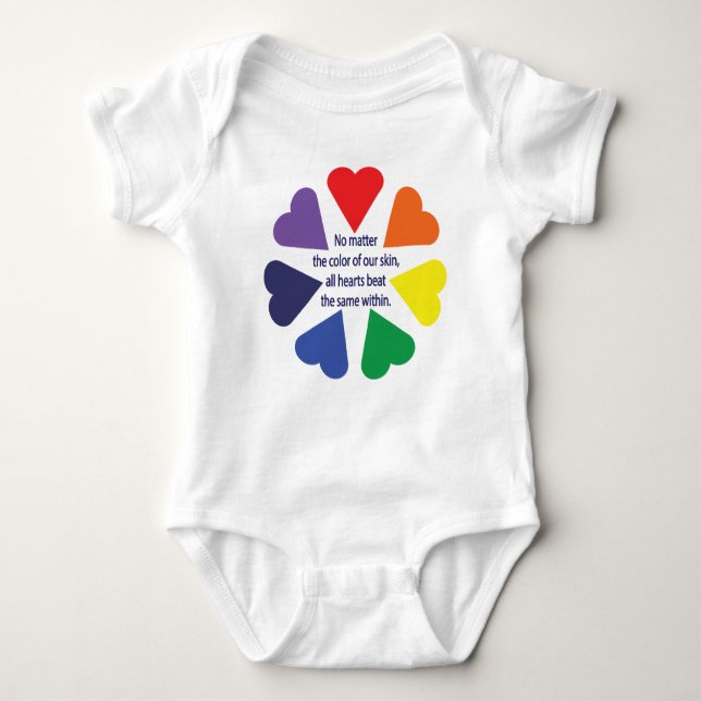 Rainbow Hearts Baby Strampler (Vorderseite)
