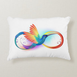 Rainbow Hummingbird mit dem Symbol Unendlichkeit Dekokissen
