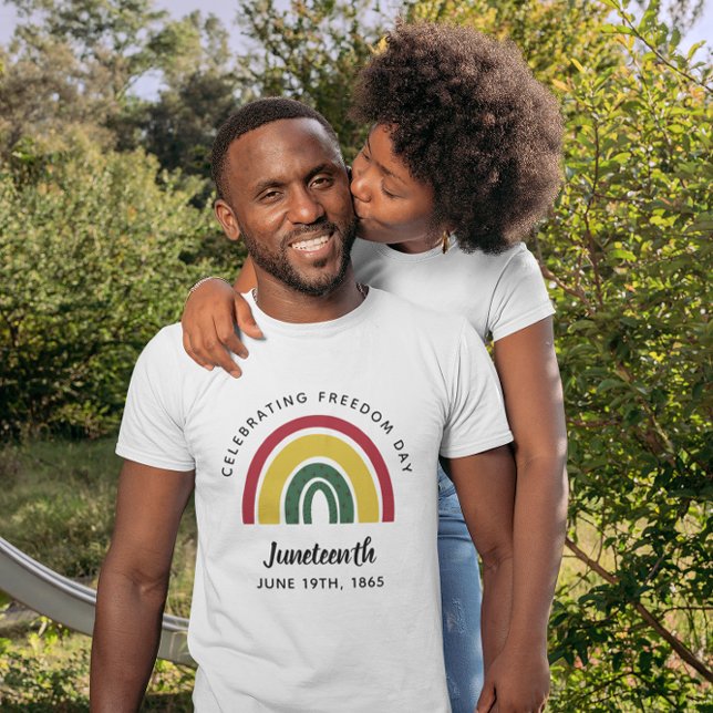 Rainbow im Juni 1865 zum Freiheitstag T-Shirt (Von Creator hochgeladen)
