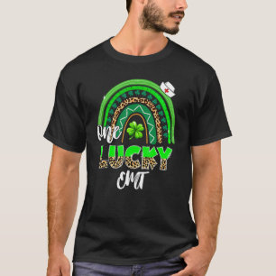 Rainbow Kleeblatt One Lucky Emt Nurse Leopard St P T-Shirt