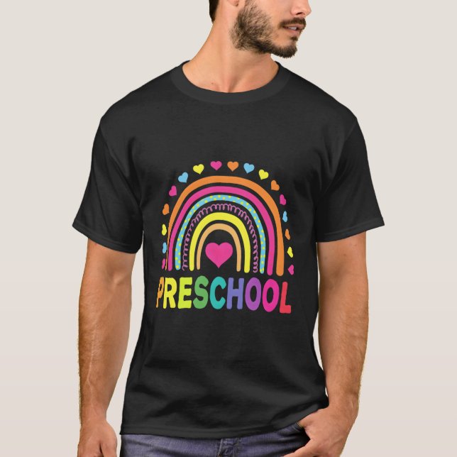 Rainbow-Lehrer in der Vorschule zurück in die Schu T-Shirt (Vorderseite)