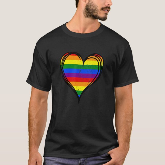 Rainbow LGBTQ Heart Pride Awareness Month Gay Lesb T-Shirt (Vorderseite)