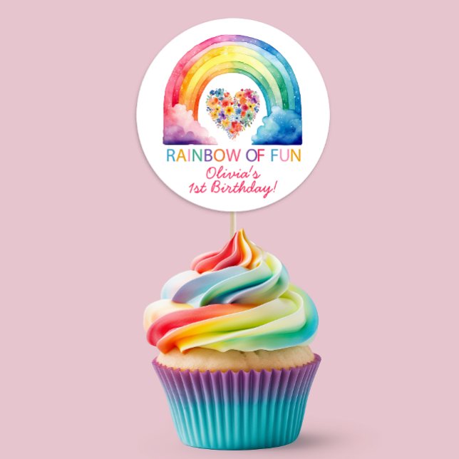 Rainbow of Fun Watercolor Geburtstagstickersticker Runder Aufkleber (Rainbow Birthday Sticker Favor)