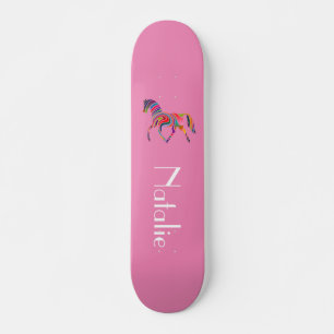 Rainbow-Pferd in Rosa - Ihr Name Skateboard