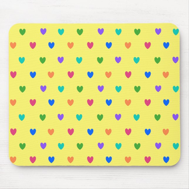 Rainbow-Polka-Herzen auf Gelb Mousepad (Vorne)