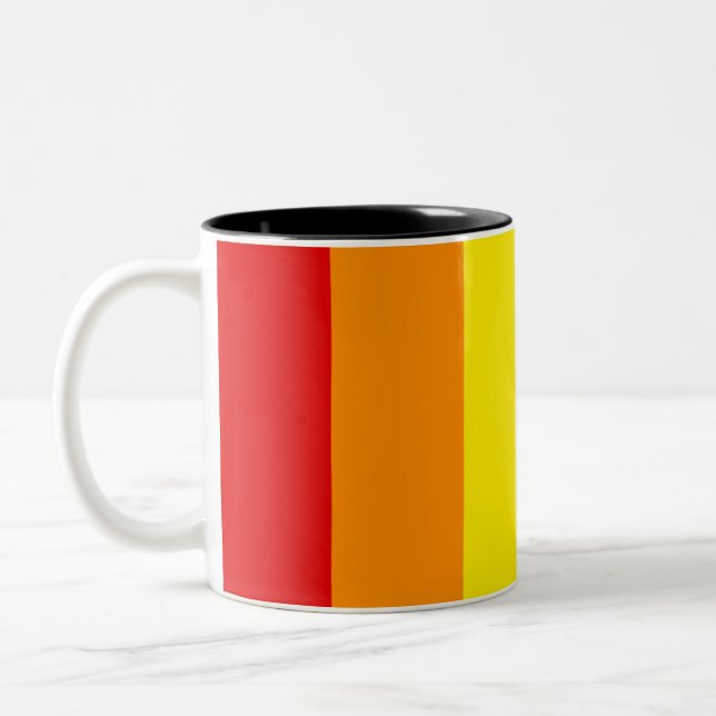 Rainbow Pride Zweifarbige Tasse (Links)